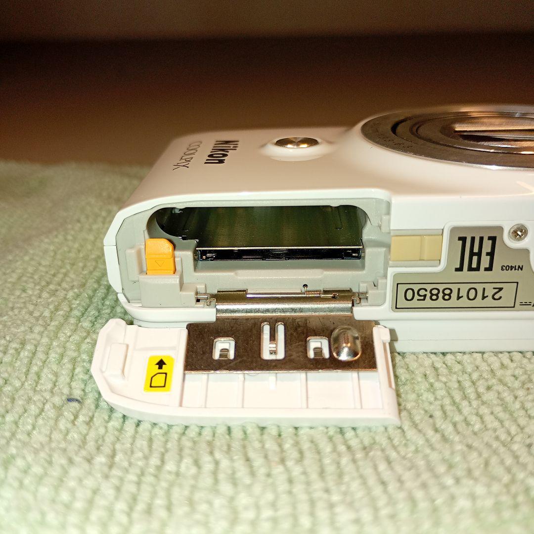 美品動作品 Nikon COOLPIX S6900 WiFi デジカメ ホワイト