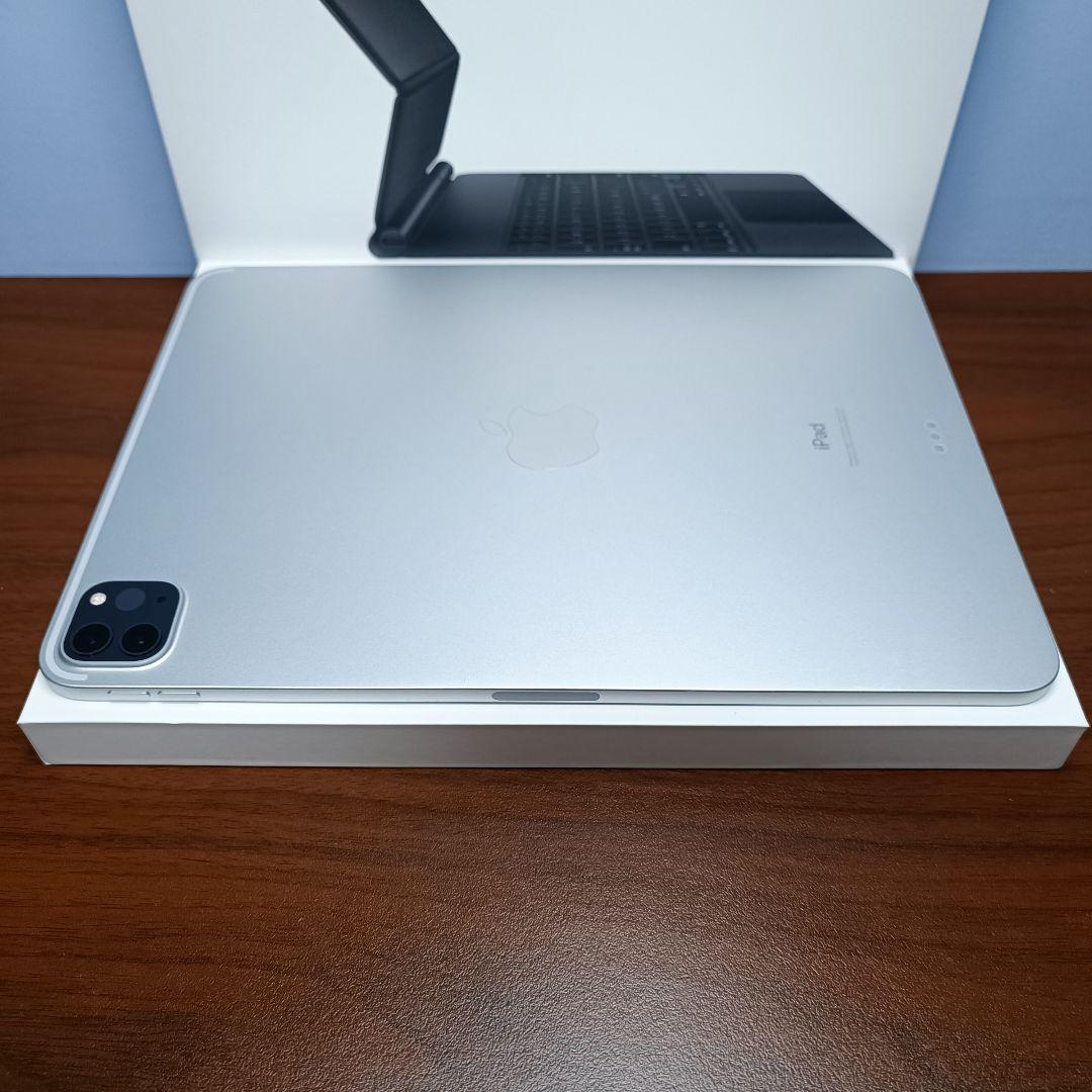 (美品) iPad Pro 11インチ 第2世代 128GB、Keyboard