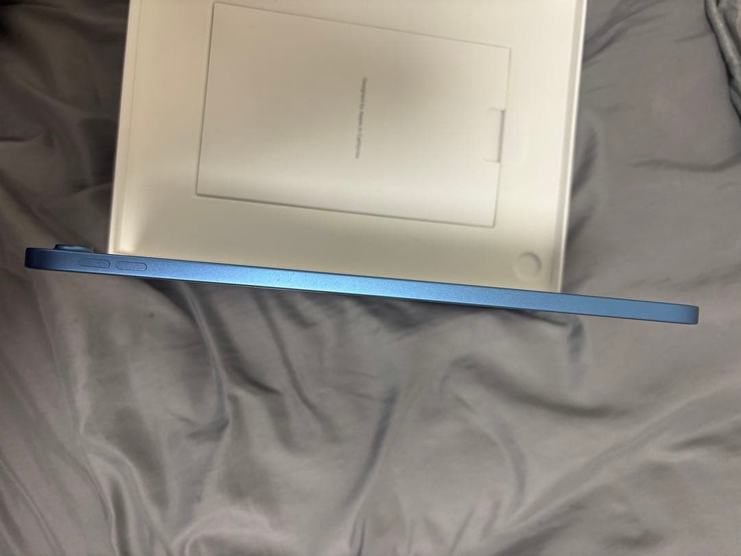 Apple iPad (第11世代) ブルー 本体