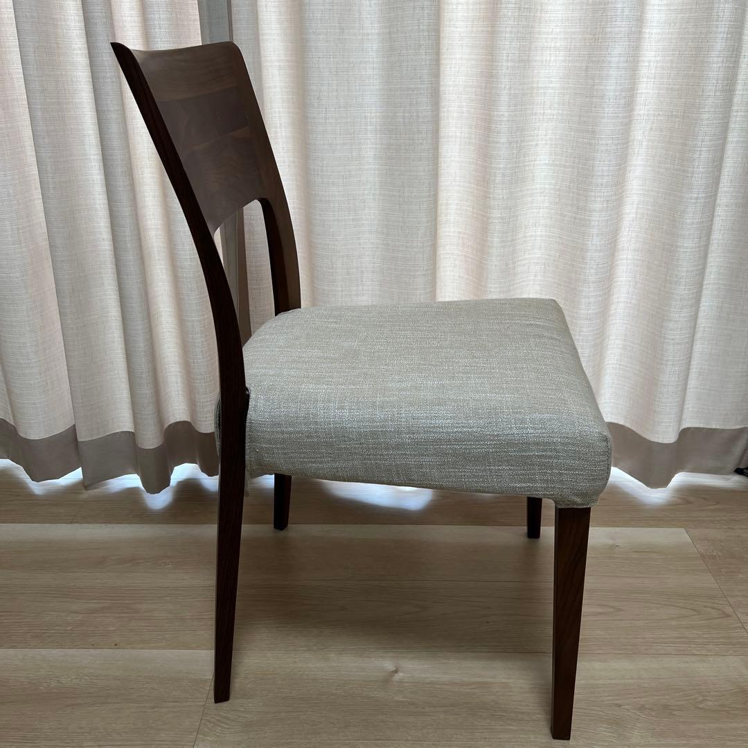 ACTUS MOOGダイニングチェア