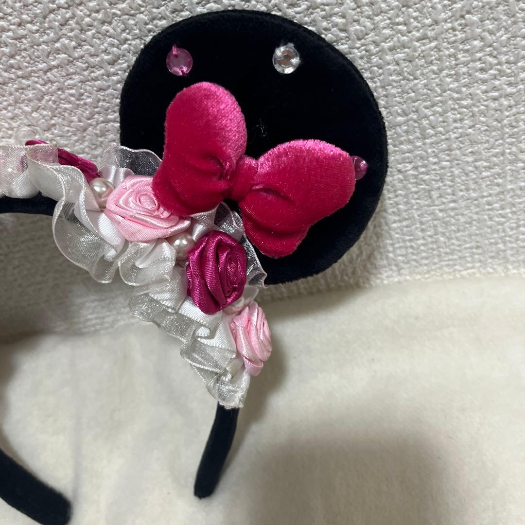 ディズニー　ミニー　バラ　パール　フリル　カチューシャ　薔薇