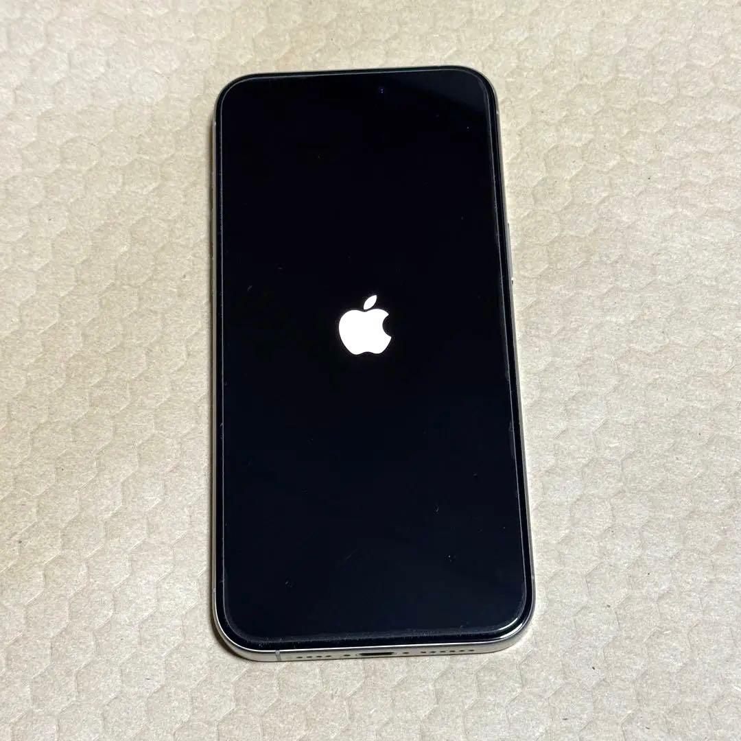 ズ*イ 【美品】Apple iPhone15 Pro Max 256GB