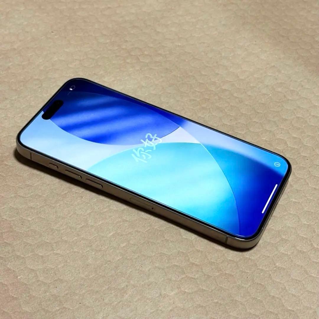 ズ*イ 【美品】Apple iPhone15 Pro Max 256GB