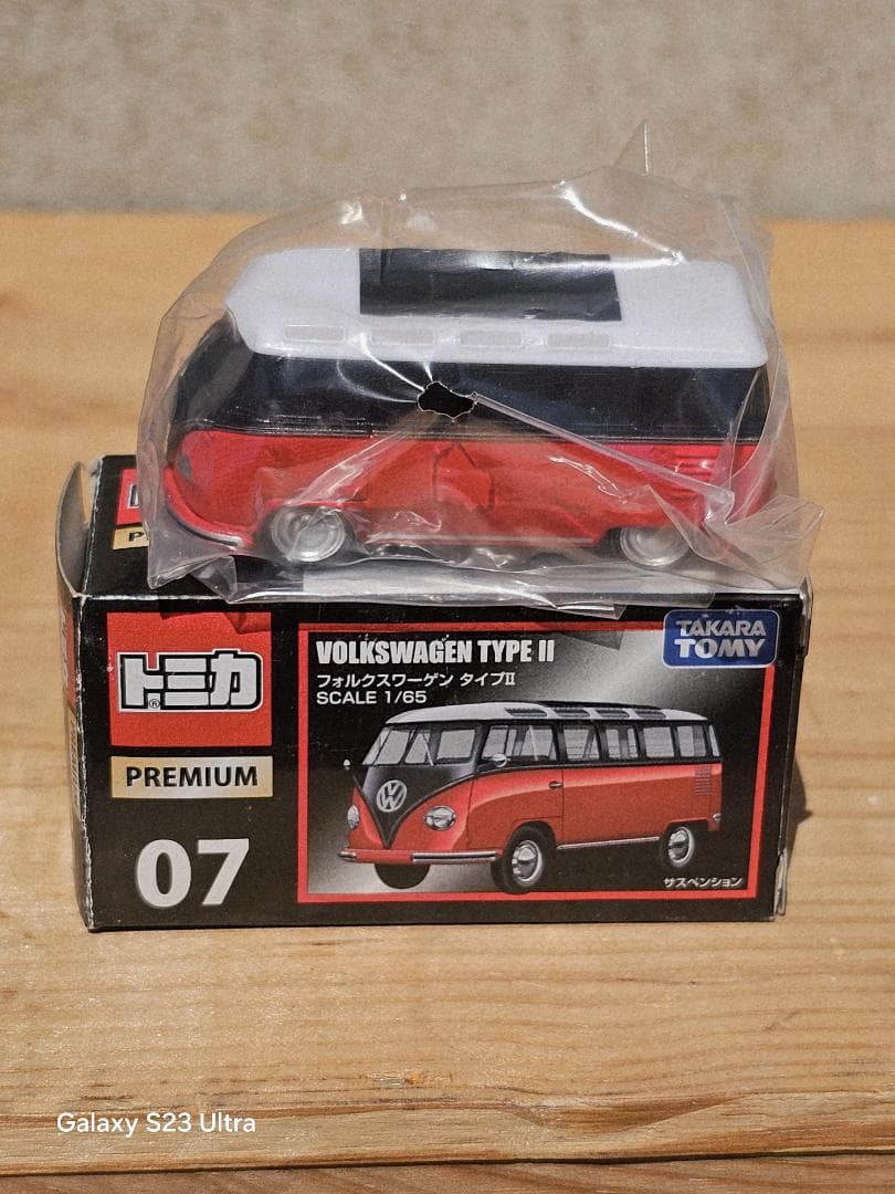 トミカ Volkswagen Type II ミニカー１９７７年、PREMIUM