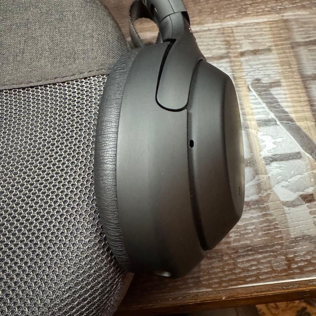 ソニー(SONY)ワイヤレスノイズキャンセリングヘッドホン WH-1000XM4