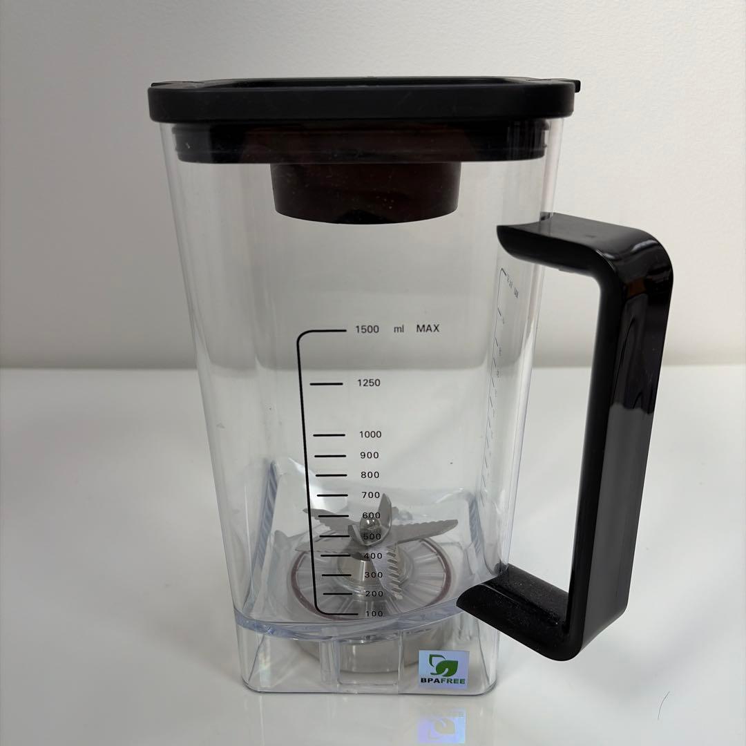 ダネッツ プロフェッショナルブレンダー D103 ホワイト 本体　付属品 セット