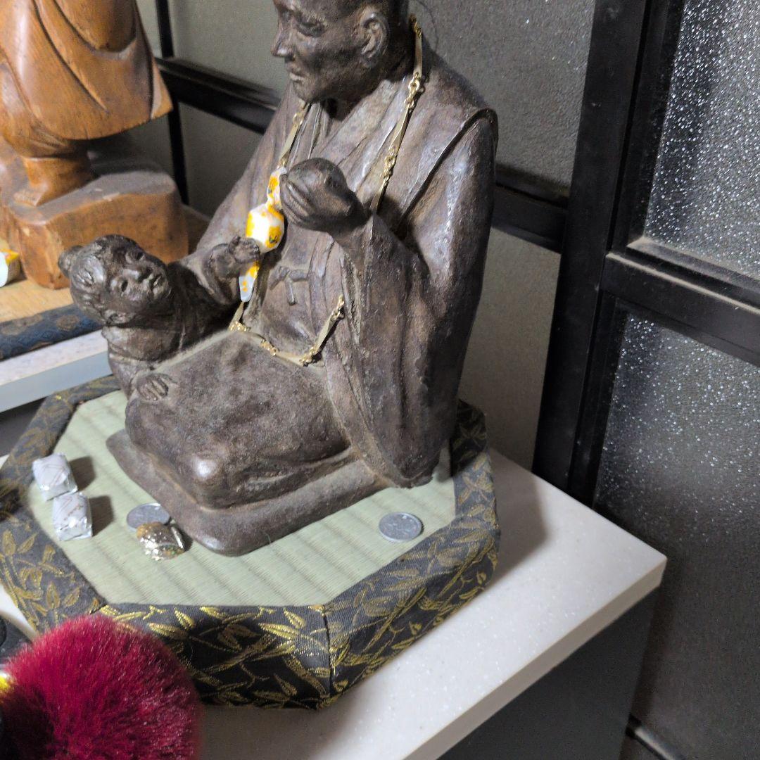 ブロンズ製仏教置物 子供と犬付き