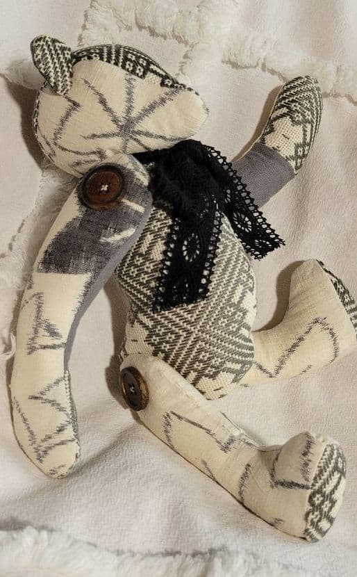 こぎん刺しと古布のぬいぐるみ　テディベア　こぎん刺しぬいぐるみ　着物リメイク