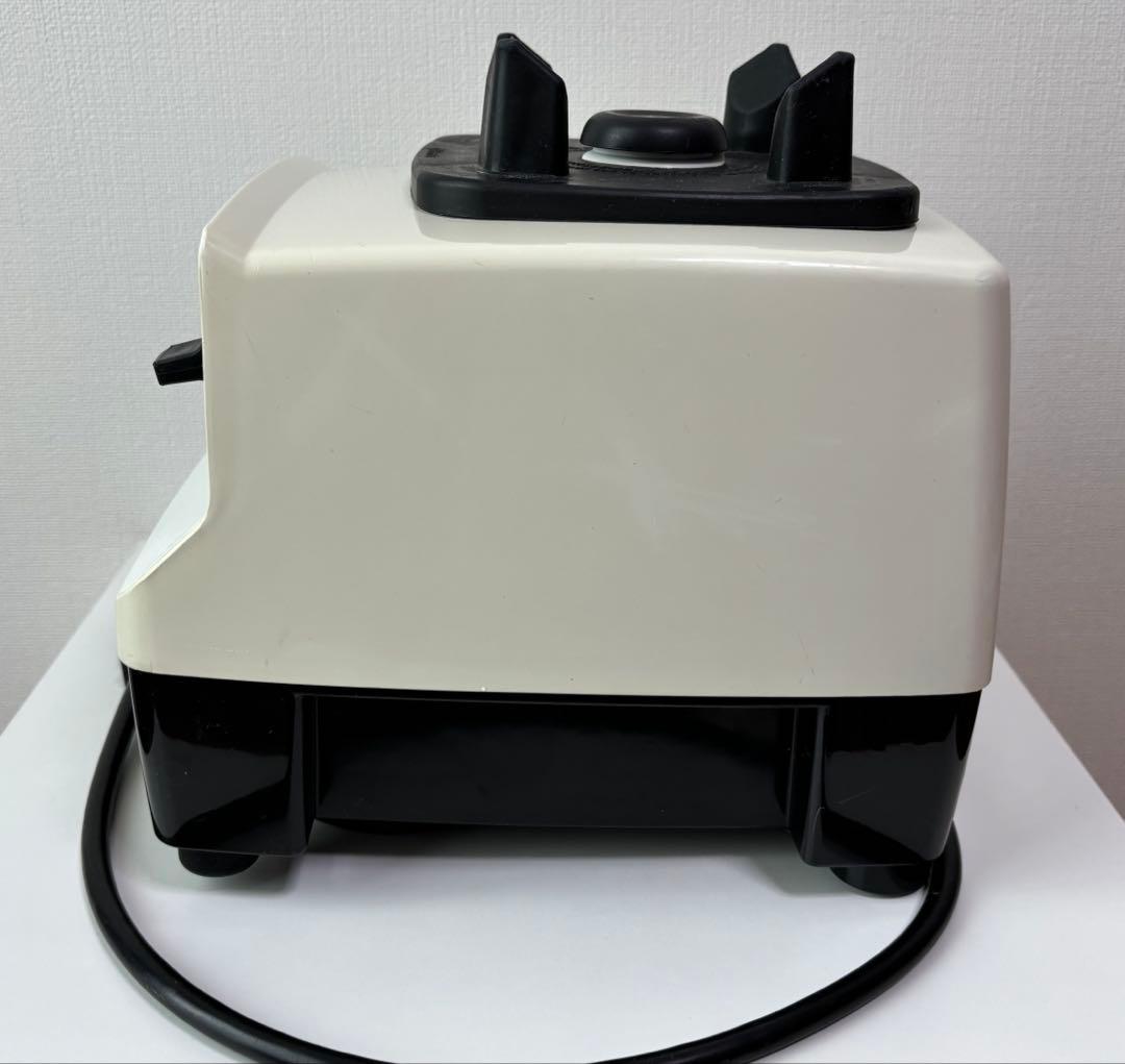 VITAMIX バイタミックス　ホワイト　VM0111