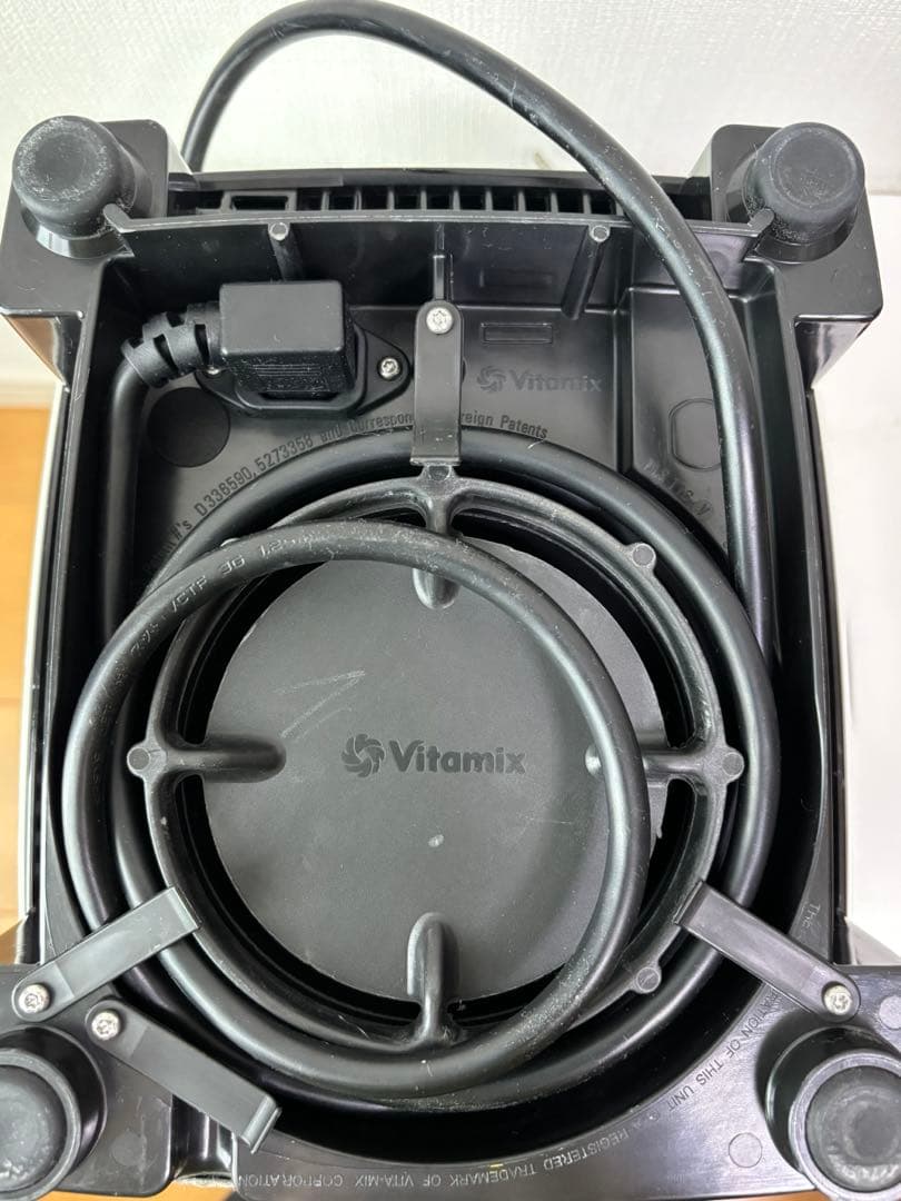 VITAMIX バイタミックス　ホワイト　VM0111