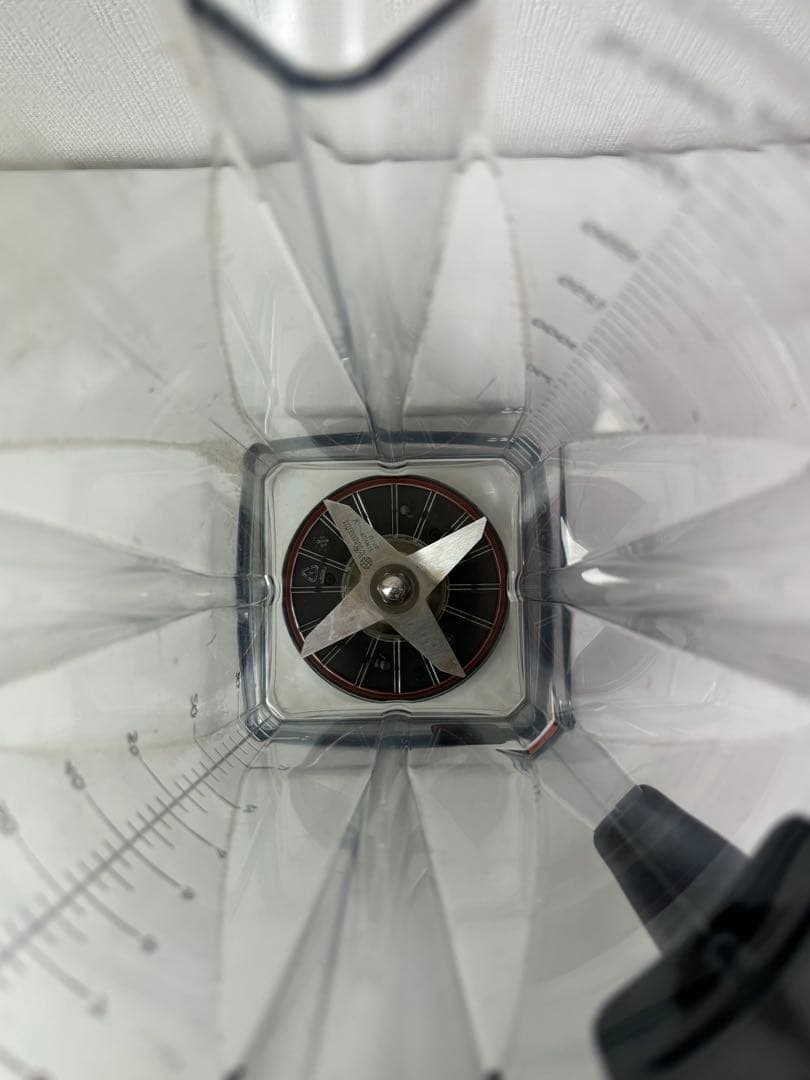 VITAMIX バイタミックス　ホワイト　VM0111