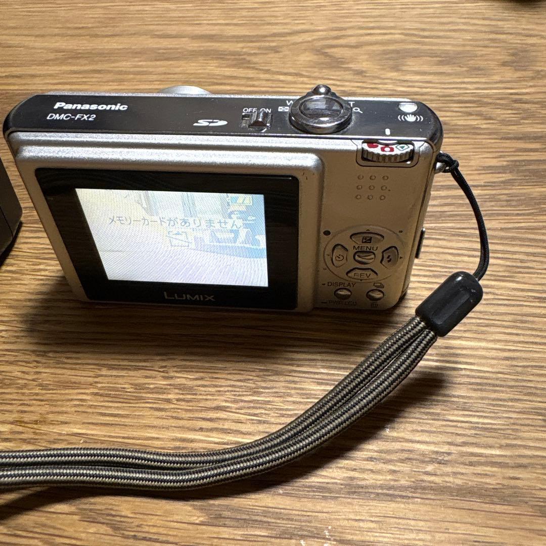 Panasonic DMC-FX2 シルバー