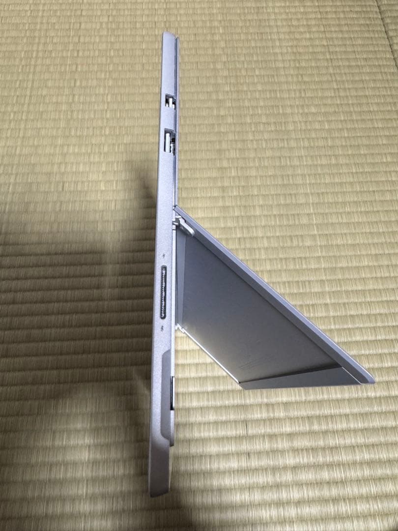 Windowsタブレット本体 Microsoft Surface Pro 5 Model 1796