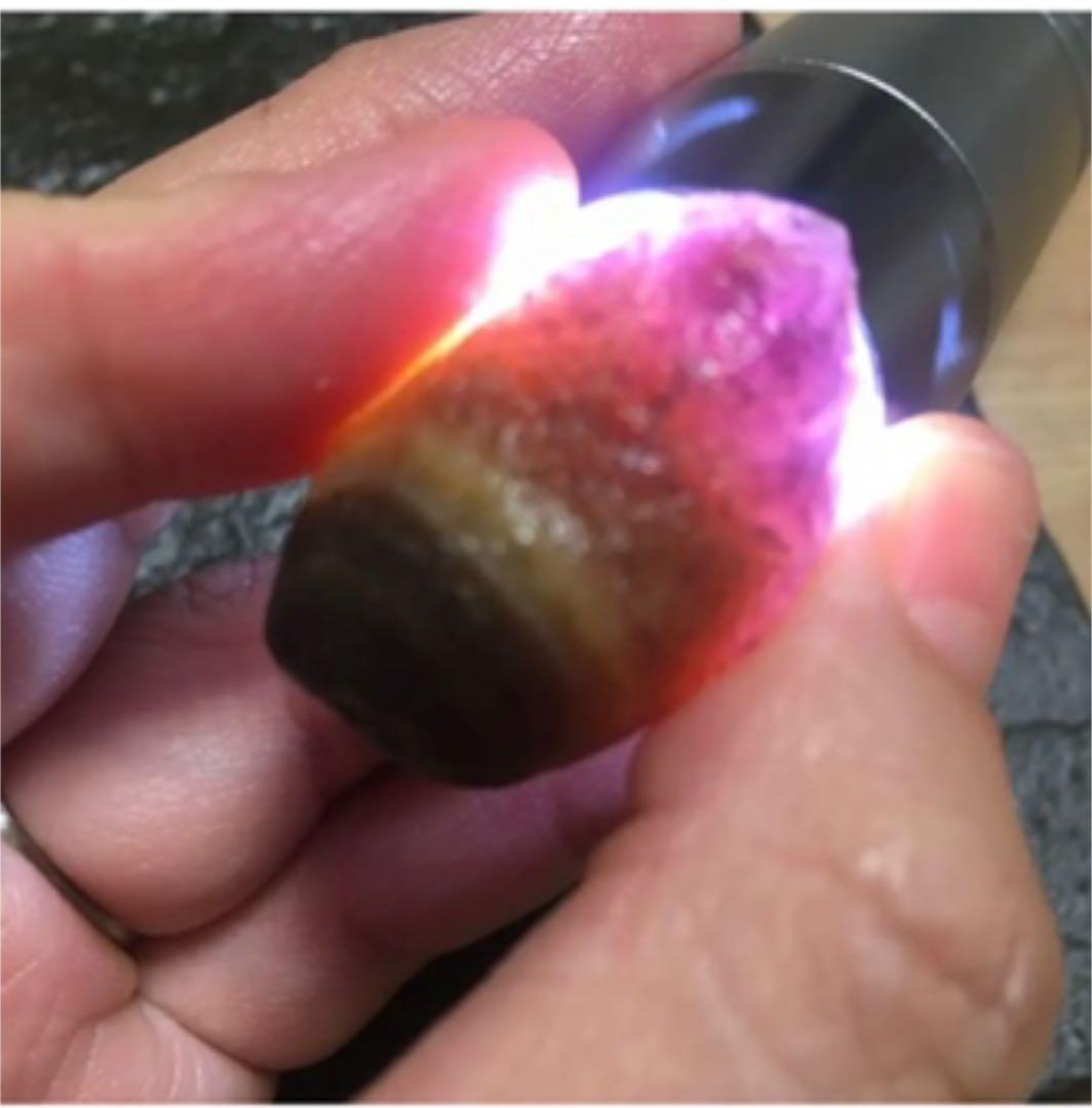 スミレ筋脈眼共生 瑪瑙❗️稀少❗️モンゴルゴビアラシャン瑪瑙 原石 眼石無傷