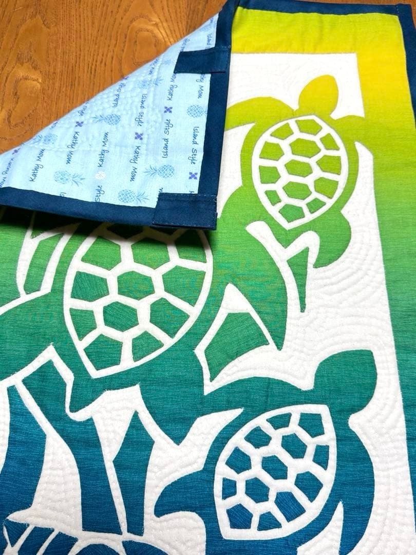 ハワイアンキルト　タペストリー