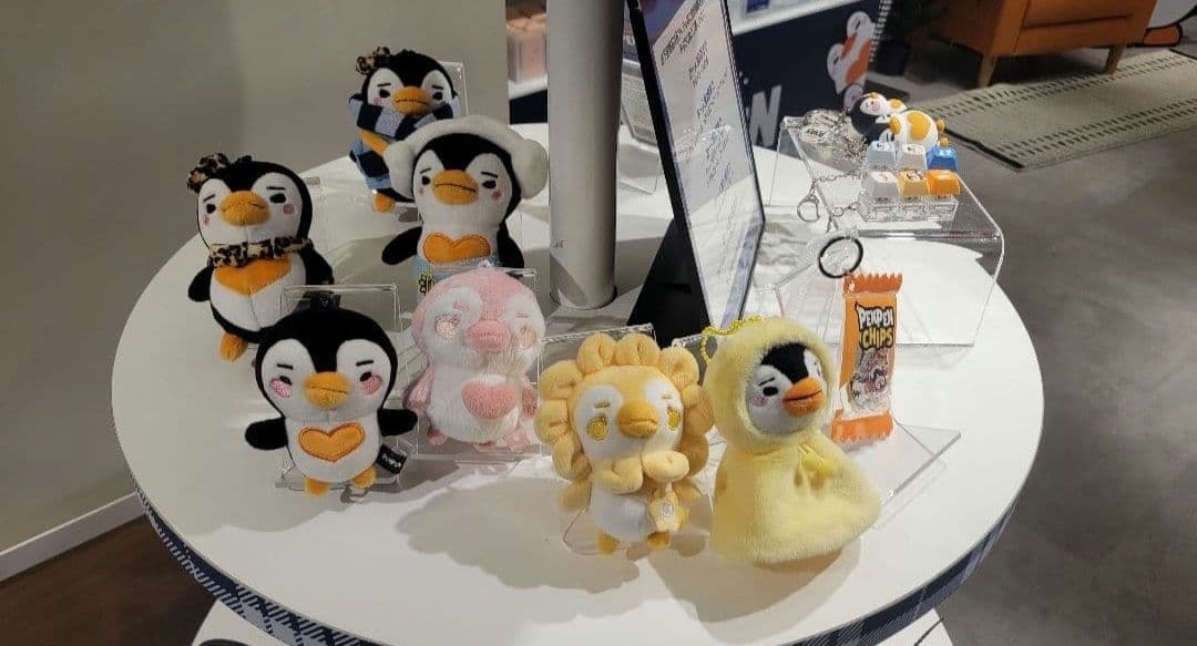 ③ サンフラワーベビーペンペンぬいぐるみキーリング ジュノ JUNHO POP