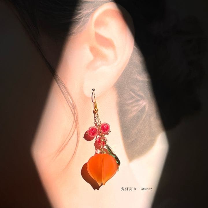 狐の嫁入り　鬼灯と彼岸花傘と九尾狐の和風ピアス イヤリング(3点セット)プラ板