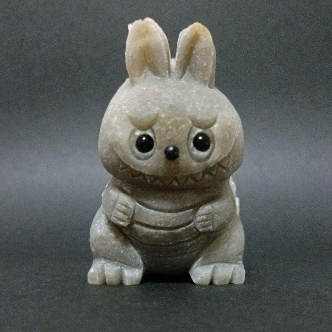 うさぎ 兎　怪獣　水晶クラスター　クリスタル　彫刻　天然石　パワーストーン　置物