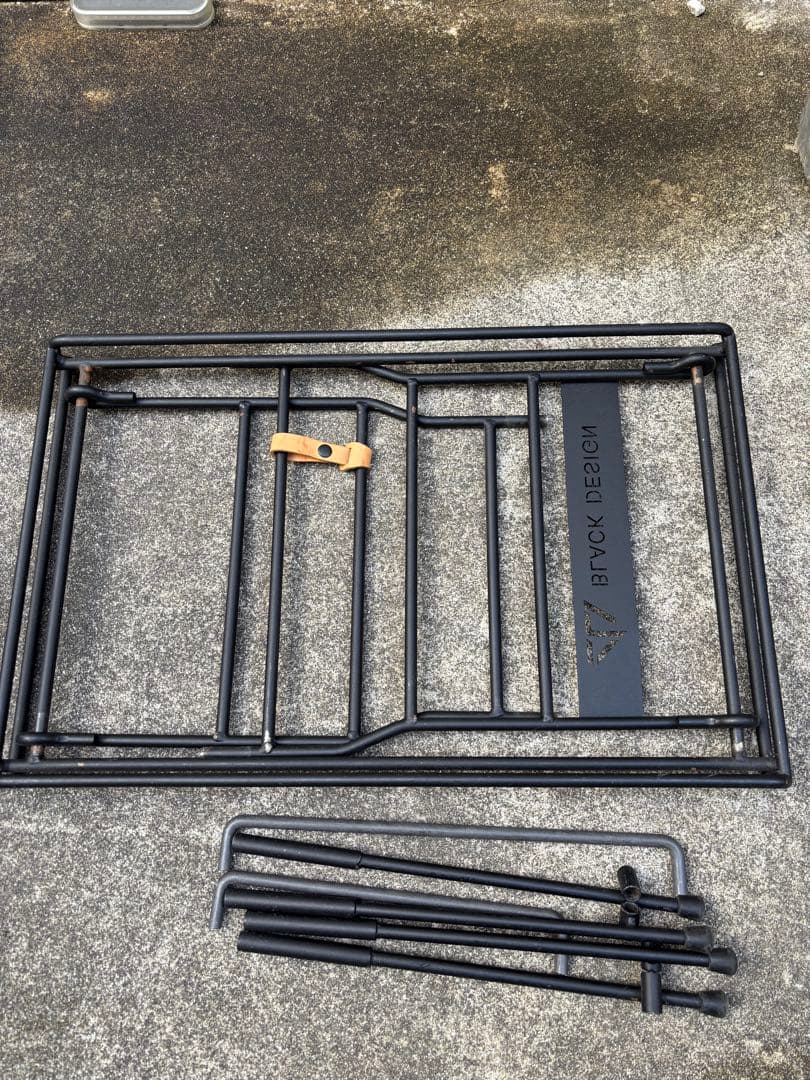 ニーマサイト　ブラックデザイン葉月 一個口目