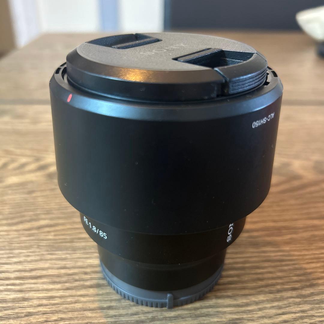 美品・箱付きSONY FE 85mm F1.8 SEL85F18 フードキャップ