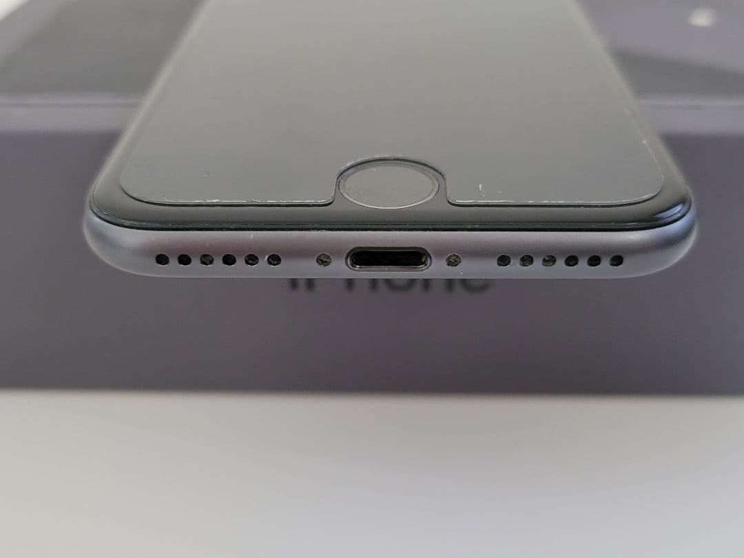 iPhone8 64GB スペースグレイ SIMフリー