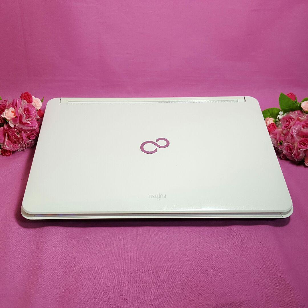 白色Lifebook♢新WIN10♢大容量640G♢CORE-I3♢WEBカメラ