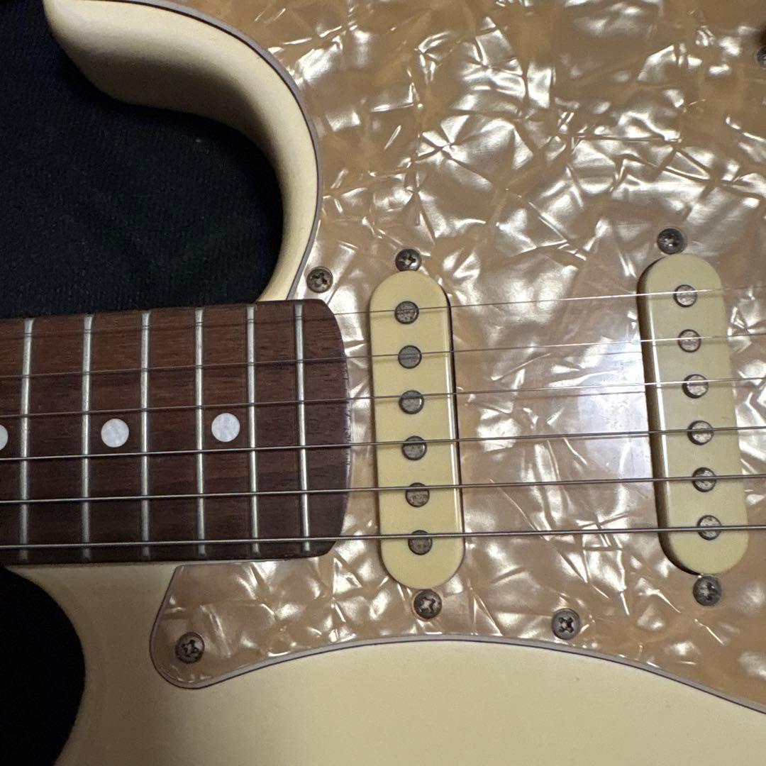 Bacchus BST-350 エレキギター