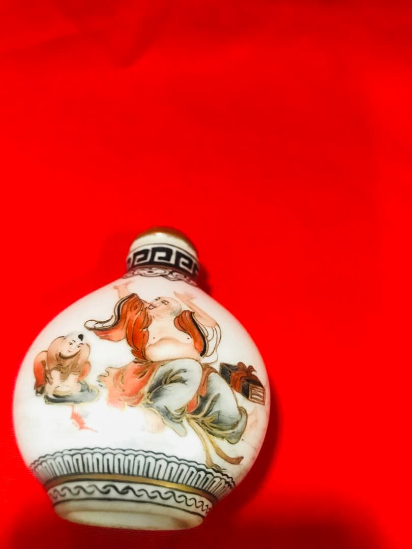 中国 景德鎮 陶磁鼻煙壺 手絵 「笑面佛」
