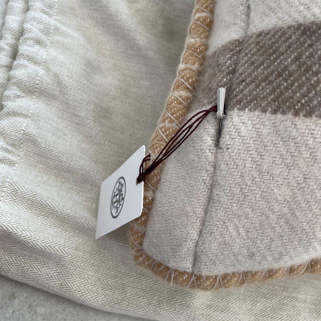 新品未使用　エルメス　クッション　一個