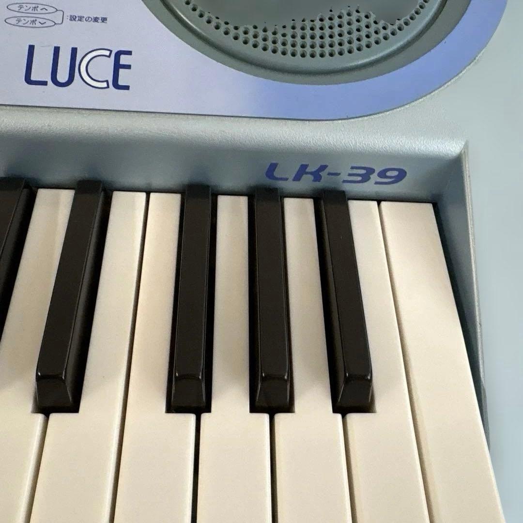 カシオCASIO キーボード　LK-39