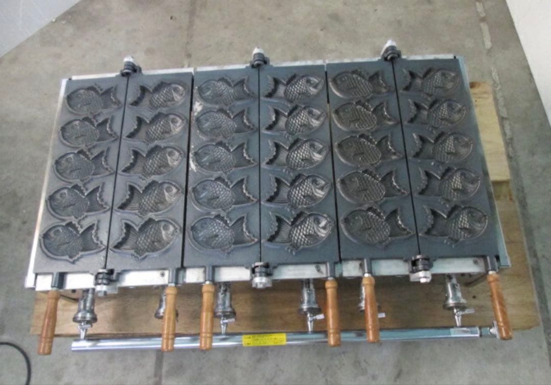 業務用　たい焼き器 15個同時焼き　たい焼き　たい焼き機