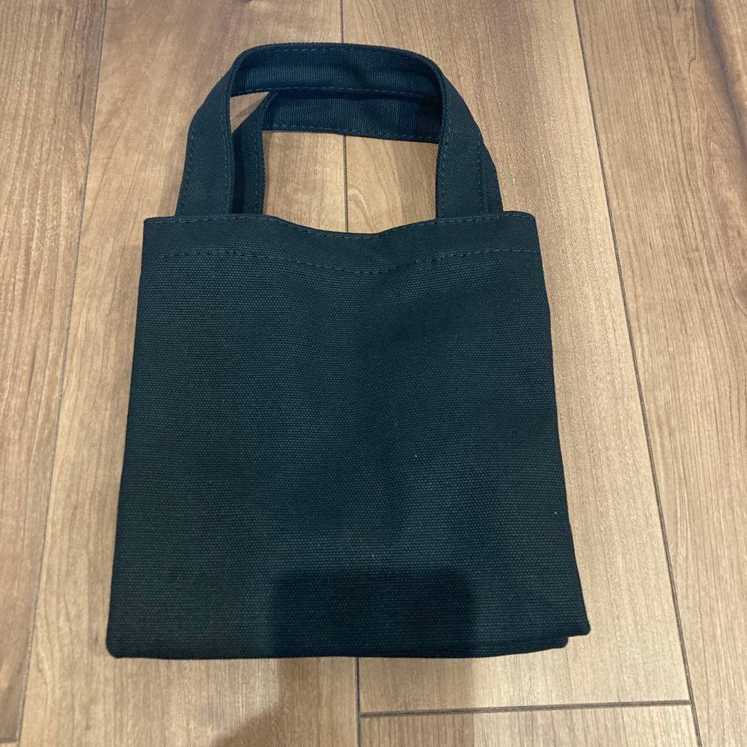 PRADA トートバッグ　ノベルティ　非売品