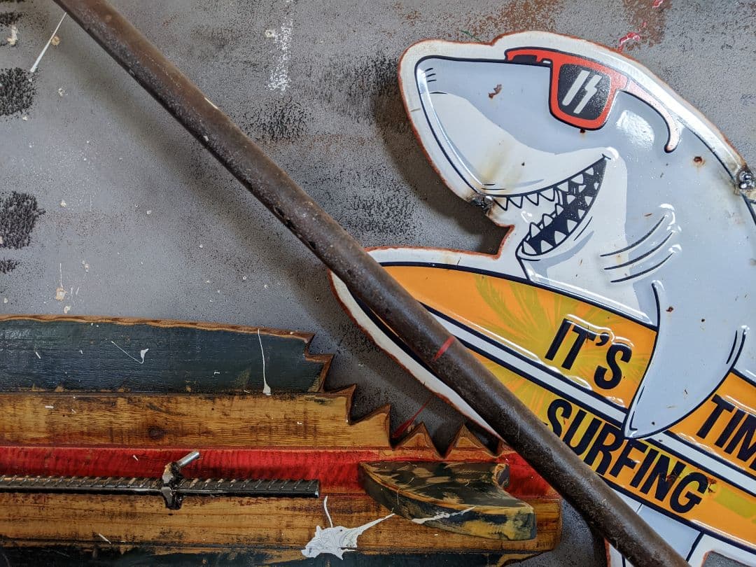 アメリカンヴィンテージ 壁掛け看板とアクセサリーホルダー ハンガーロッド