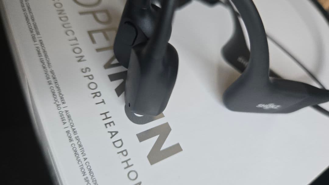 Shokz OpenRun 骨伝導イヤホン