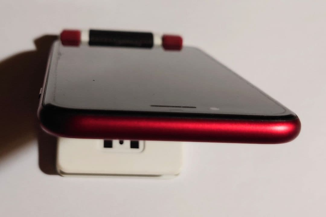 iPhone SE2 (A2296) 64GB RED, バッテリー73%