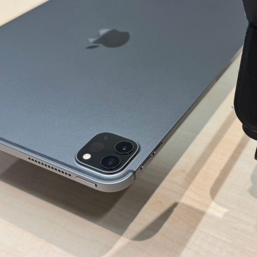 ★iPad Pro 11インチ 第2世代 512GB セルラーモデルBT=93%