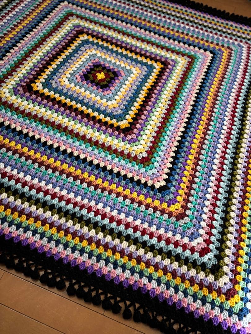 手編み　グラニースクエア　マルチカバー　こたつカバー