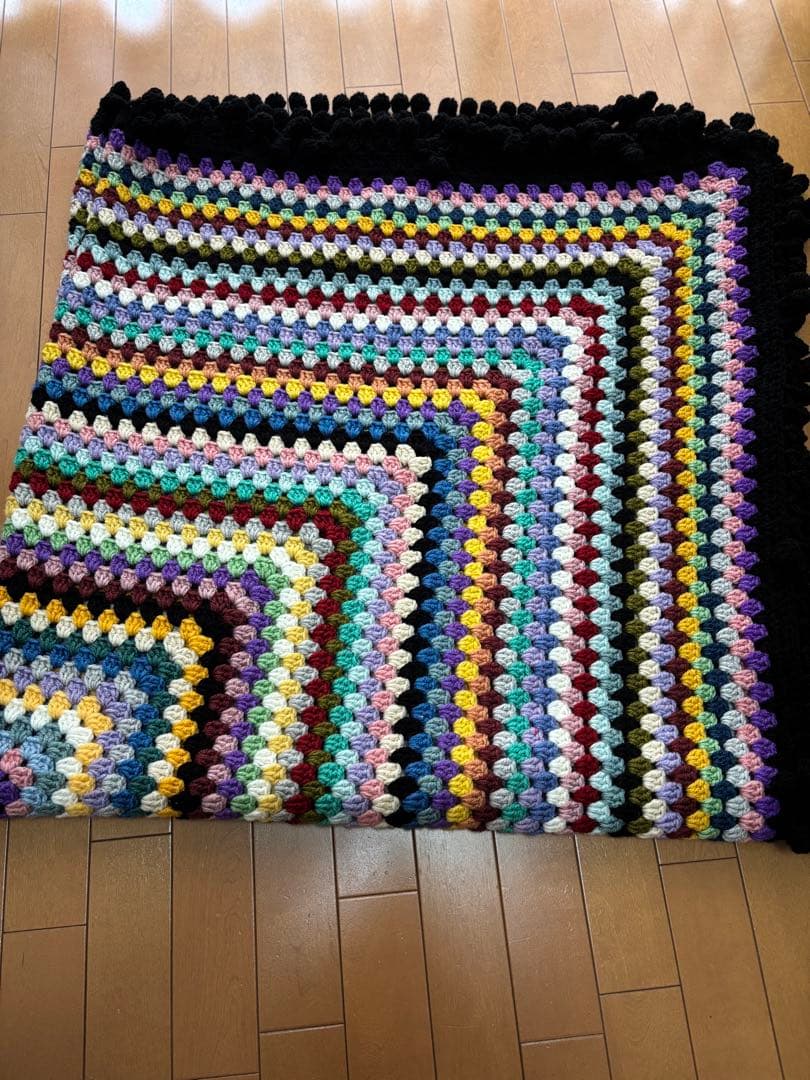 手編み　グラニースクエア　マルチカバー　こたつカバー