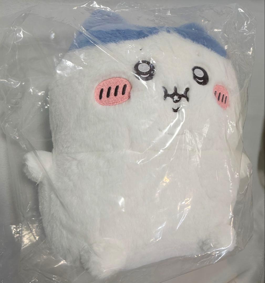 ちいかわ 重め！ぼっちゃり抱っこぬいぐるみ（ハチワレ）　お顔厳選