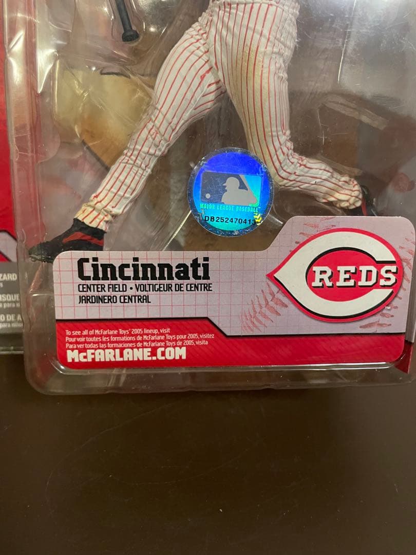 Ken Griffey Jr. レッズマクファーレンフィギュアシリーズ11