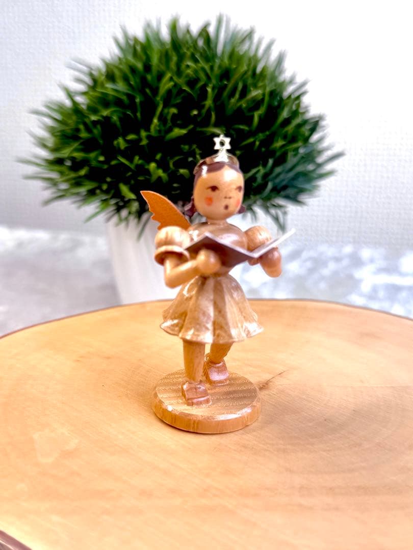 ［新品］ドイツ製　木製ミニチュア天使合唱隊の人形6体セット