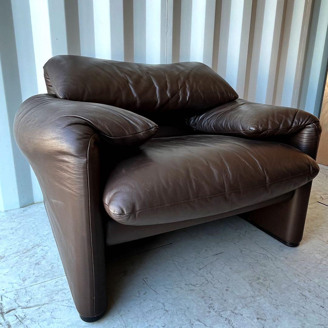 取付無料！カッシーナ マラルンガ ダークブラウン本革シングルソファ✨