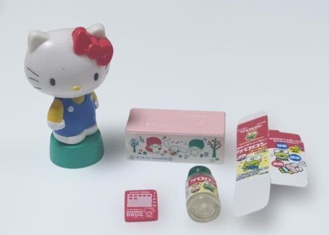 未開封あり　リーメント　ハローキティ みんなのドラッグストア 8種セット