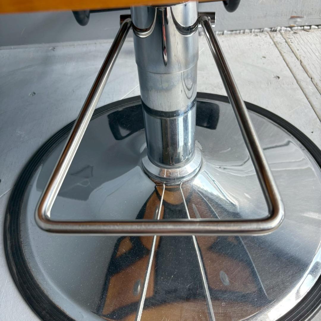 【引き取り限定】 スタイリングチェア サロン椅子 セット椅子 美容室