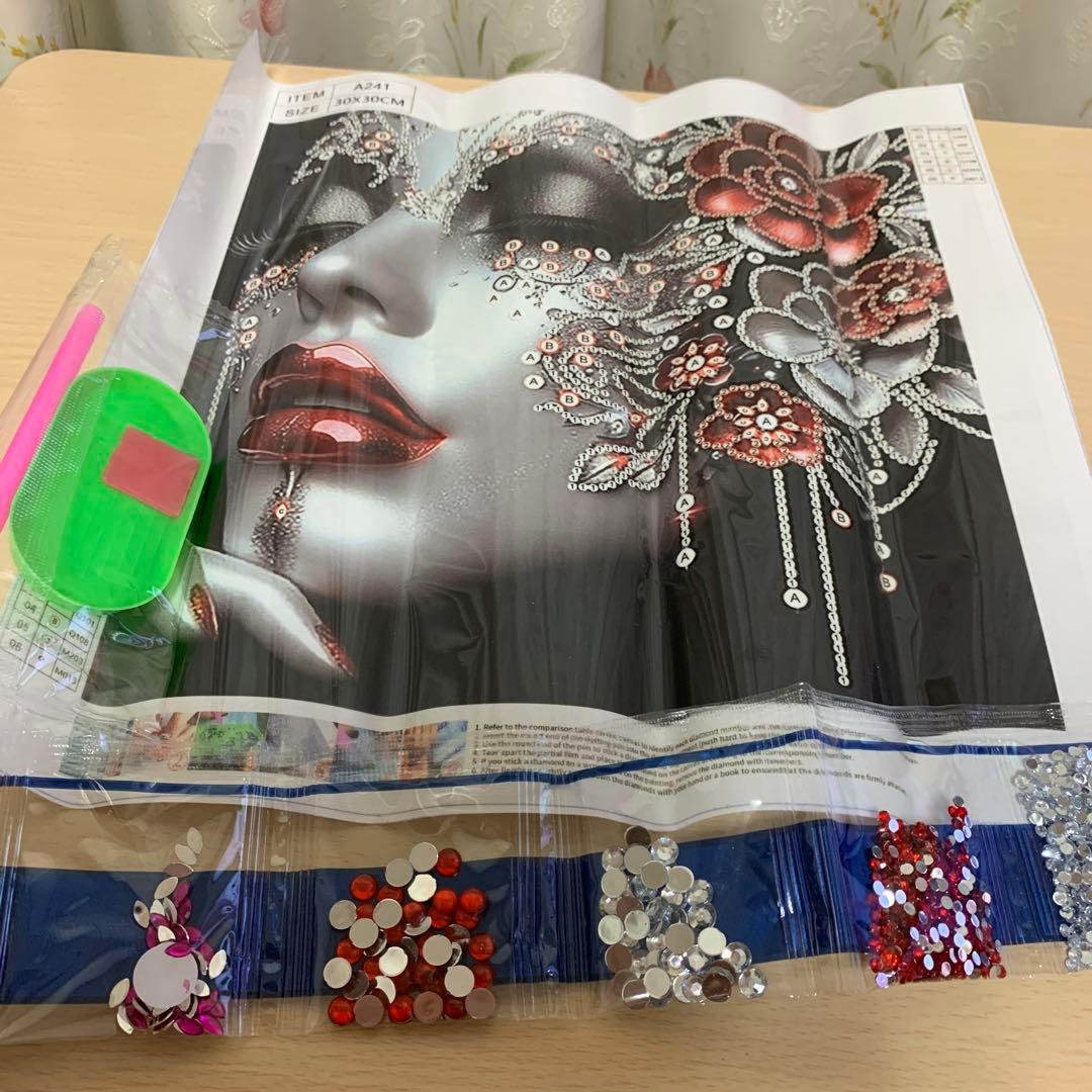 ★専用★ダイヤモンドアート特殊ビーズ　レディーフェイス　キットセット