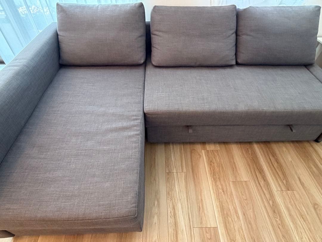 FRIHETEN/フリーヘーテン（クッション込み）