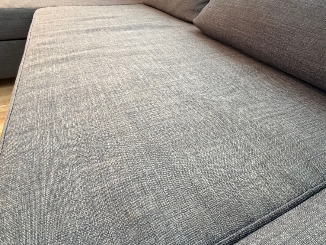 FRIHETEN/フリーヘーテン（クッション込み）