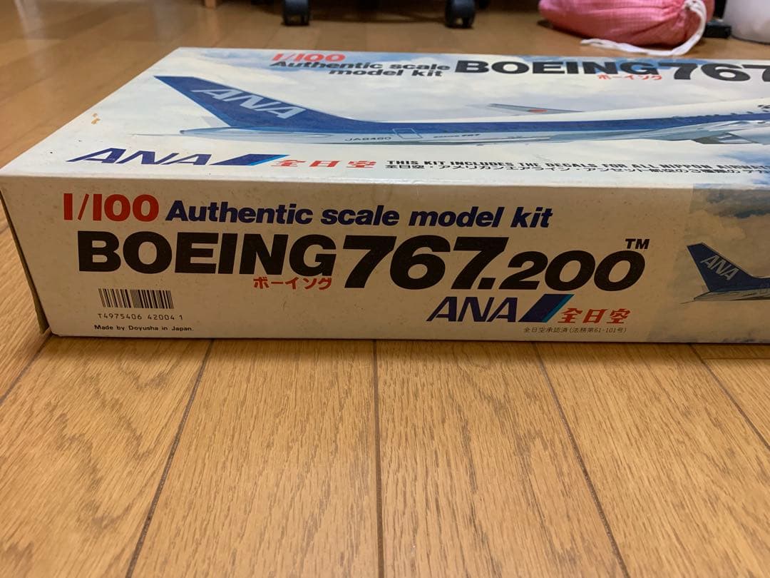 童友社 1/100 全日空 BOEING 767.200