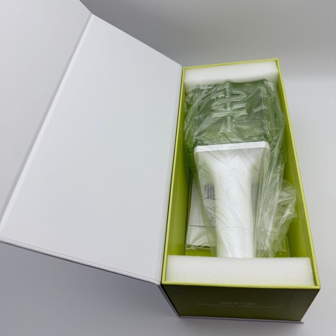 【新品未使用】nct127 イリチル 草鈍器 ペンライト