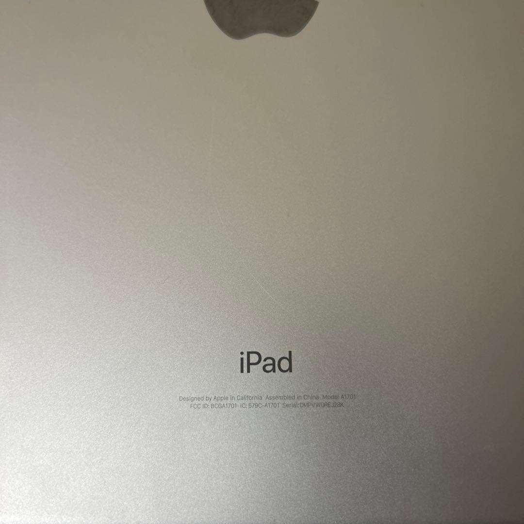 iPadPro 2ー10.5[WiFi64G] グレイシルバー　中古　訳あり